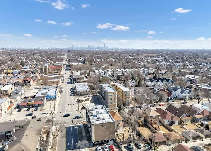 Cozy Chic 4bd 2ba Penthouse